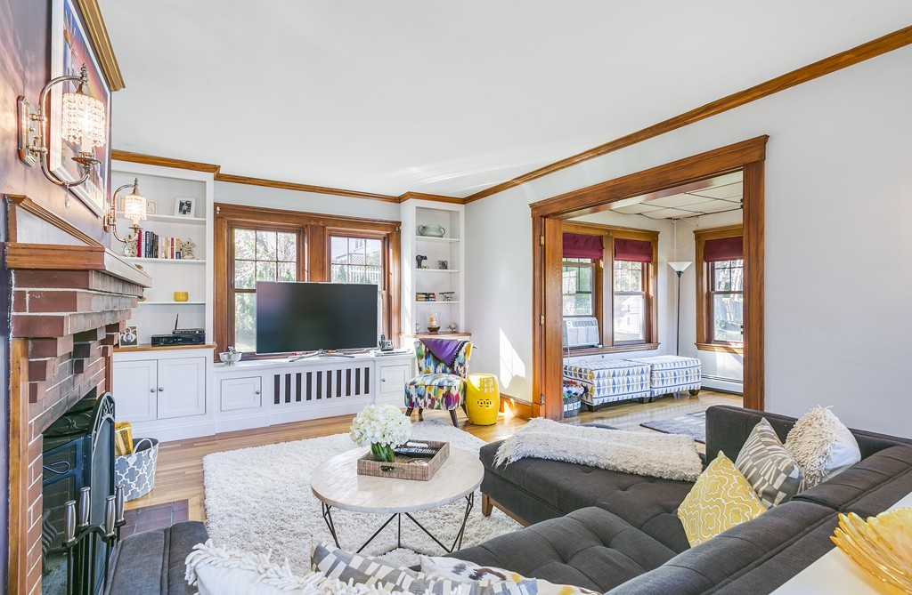 58 Rockridge Road Waltham, MA 02453 - Photo 3 of 14 Gallery Image 3