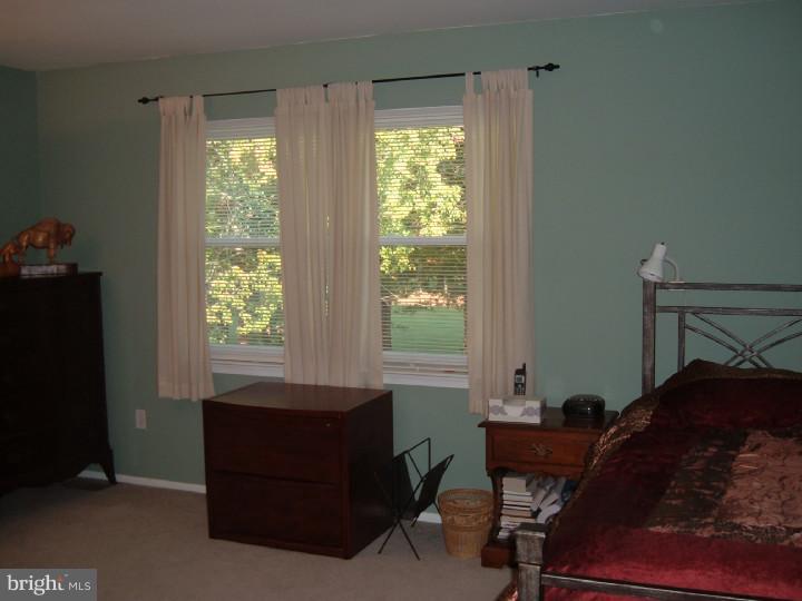87 Farnwood Road Mount Laurel, NJ 08054 - Photo 8 of 13 Bedroom - Main