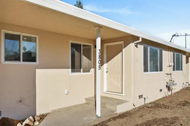 $498,000 | 3807 32nd Avenue, Sacramento, CA 95824