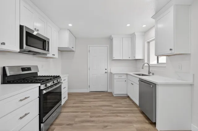 $498,000 | 3807 32nd Avenue, Sacramento, CA 95824