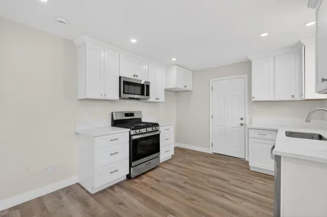 $498,000 | 3807 32nd Avenue, Sacramento, CA 95824