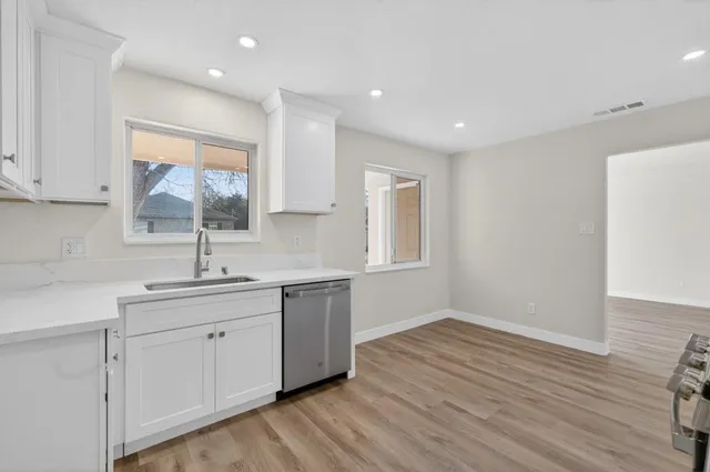 $498,000 | 3807 32nd Avenue, Sacramento, CA 95824