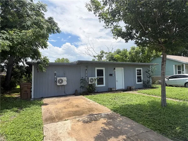 $1,595 | 4942 Anthony Street, Corpus Christi, TX 78415