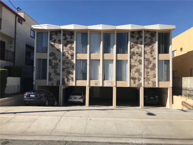 $1,795 | 943 North Louise Street, Unit 4, Glendale, CA 91207