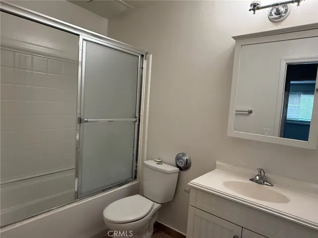$1,795 | 943 North Louise Street, Unit 4, Glendale, CA 91207