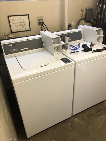 $1,795 | 943 North Louise Street, Unit 4, Glendale, CA 91207