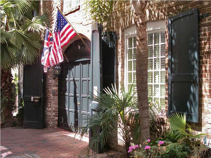 4 Unity Alley Charleston, SC 29401 - Photo 1 of 24 Primary Photo