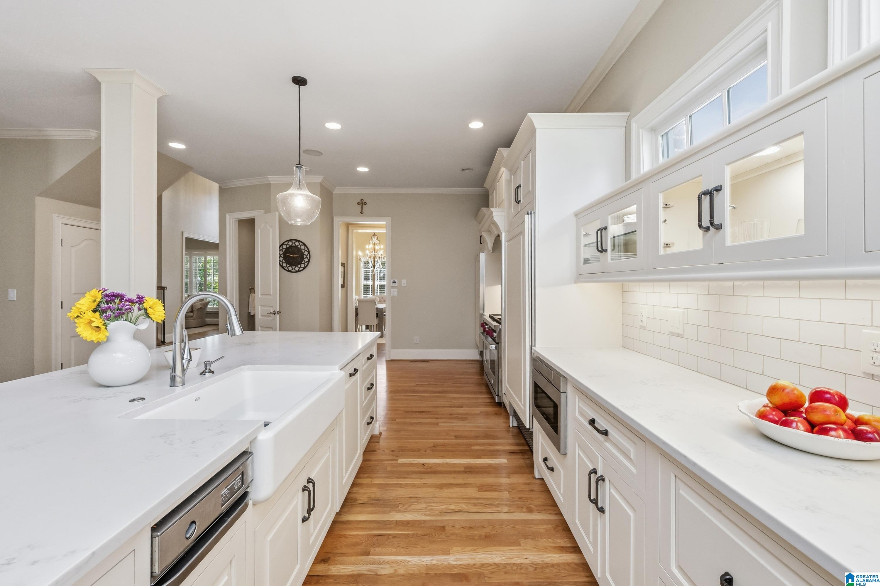 1919 Wellington Road Homewood, AL 35209 - Photo 6 of 85 Gallery Image 6