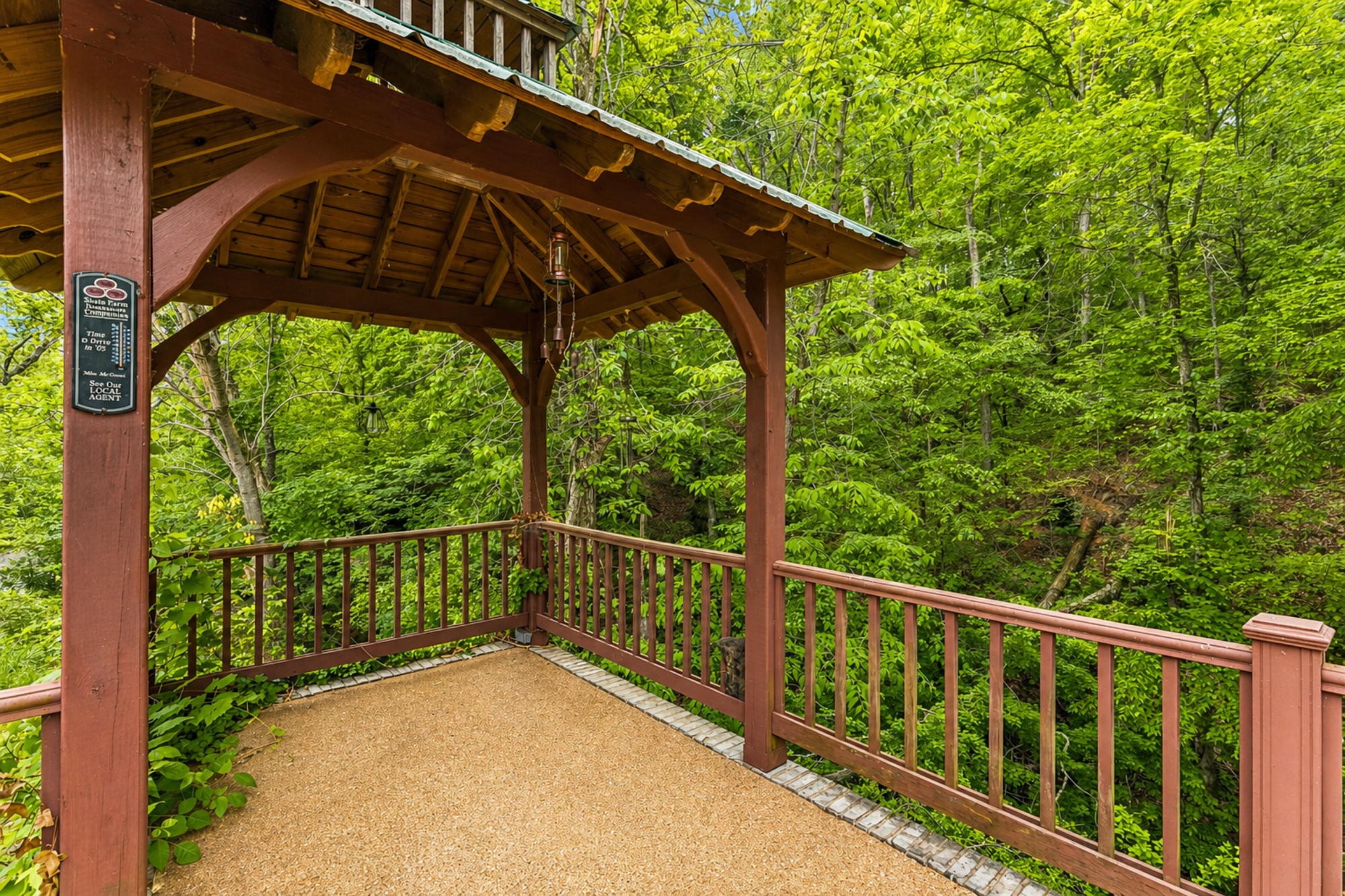 831 Defeated Creek Road Centerville, TN 37033 - Photo 20 of 26 a view of a roof deck