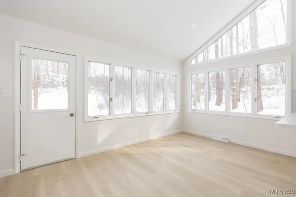 $499,000 | 60 Byeberry Court, East Aurora, NY 14052