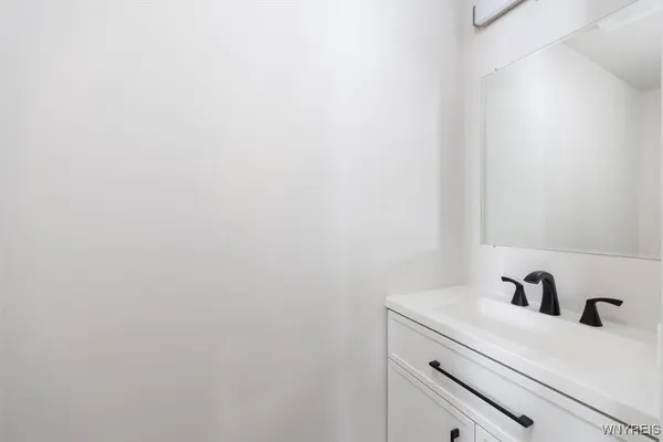 $499,000 | 60 Byeberry Court, East Aurora, NY 14052