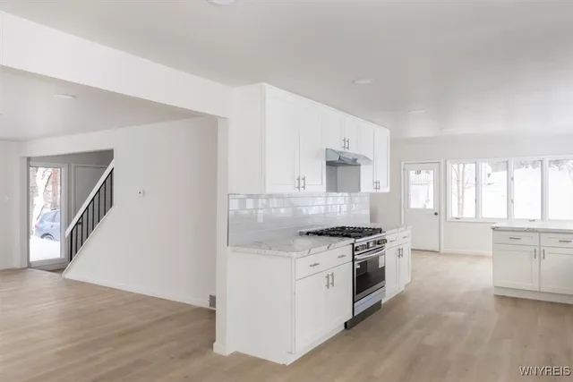 $525,000 | 60 Byeberry Court, East Aurora, NY 14052