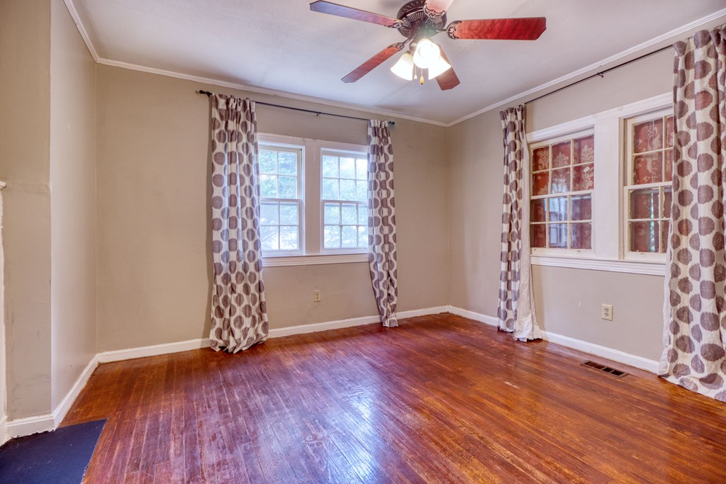 5019 Warm Springs Road Columbus, GA 31909 - Photo 21 of 40 Guest Bedroom 1