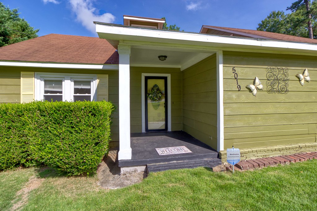 5019 Warm Springs Road Columbus, GA 31909 - Photo 6 of 40 Gallery Image 6
