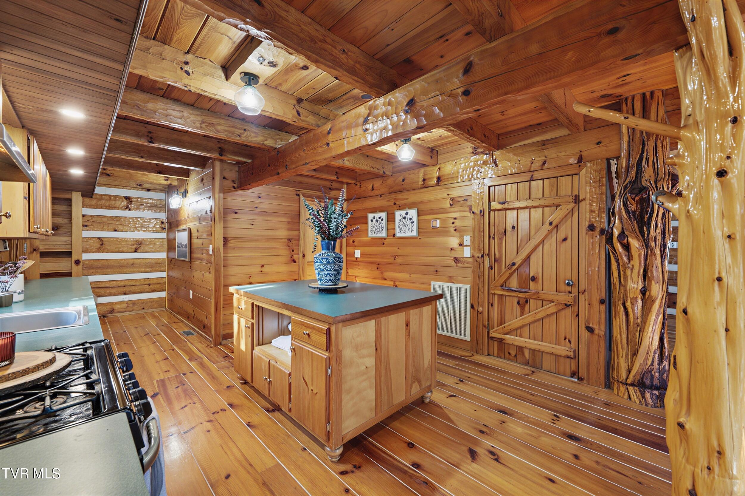 4145 Baileyton Road Greeneville, TN 37745 - Photo 16 of 69 14_50