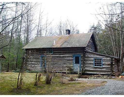 870 Barnestown Road Hope, ME 04847 - Photo 2 of 8 Exterior Front.