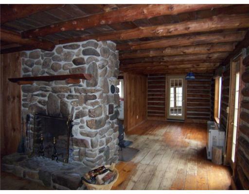 870 Barnestown Road Hope, ME 04847 - Photo 5 of 8 Living Room.