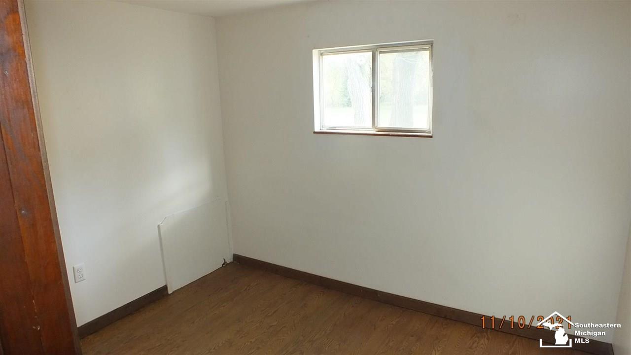 8485-8487 Secor Road Lambertville, MI 48144 - Photo 15 of 18 50060526-14.JPG