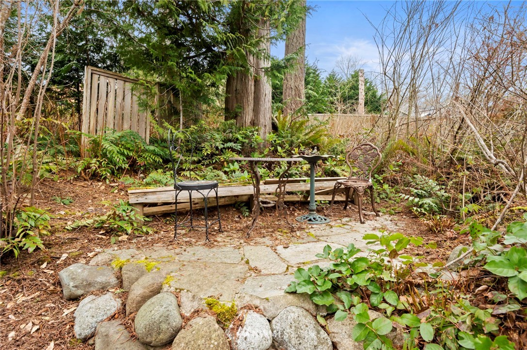 2328 McGregor Road Southeast Port Orchard, WA 98366 - Photo 21 of 22 Gallery Image 21