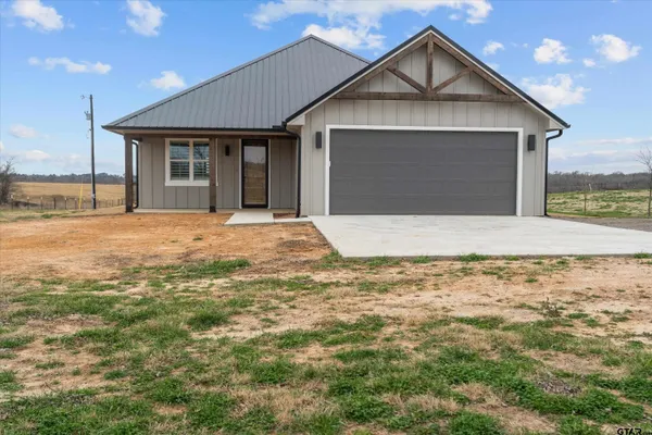 $624,900 | 3860 Farm To Market Road 1995, Van, TX 75790