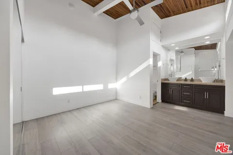 $278,000 | 5460 White Oak Avenue, Unit G305, Encino, CA 91316