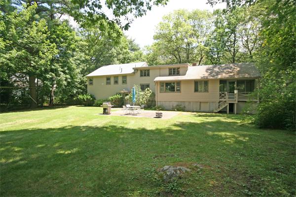 16 Arrowhead Road Weston, MA 02493 - Photo 8 of 10