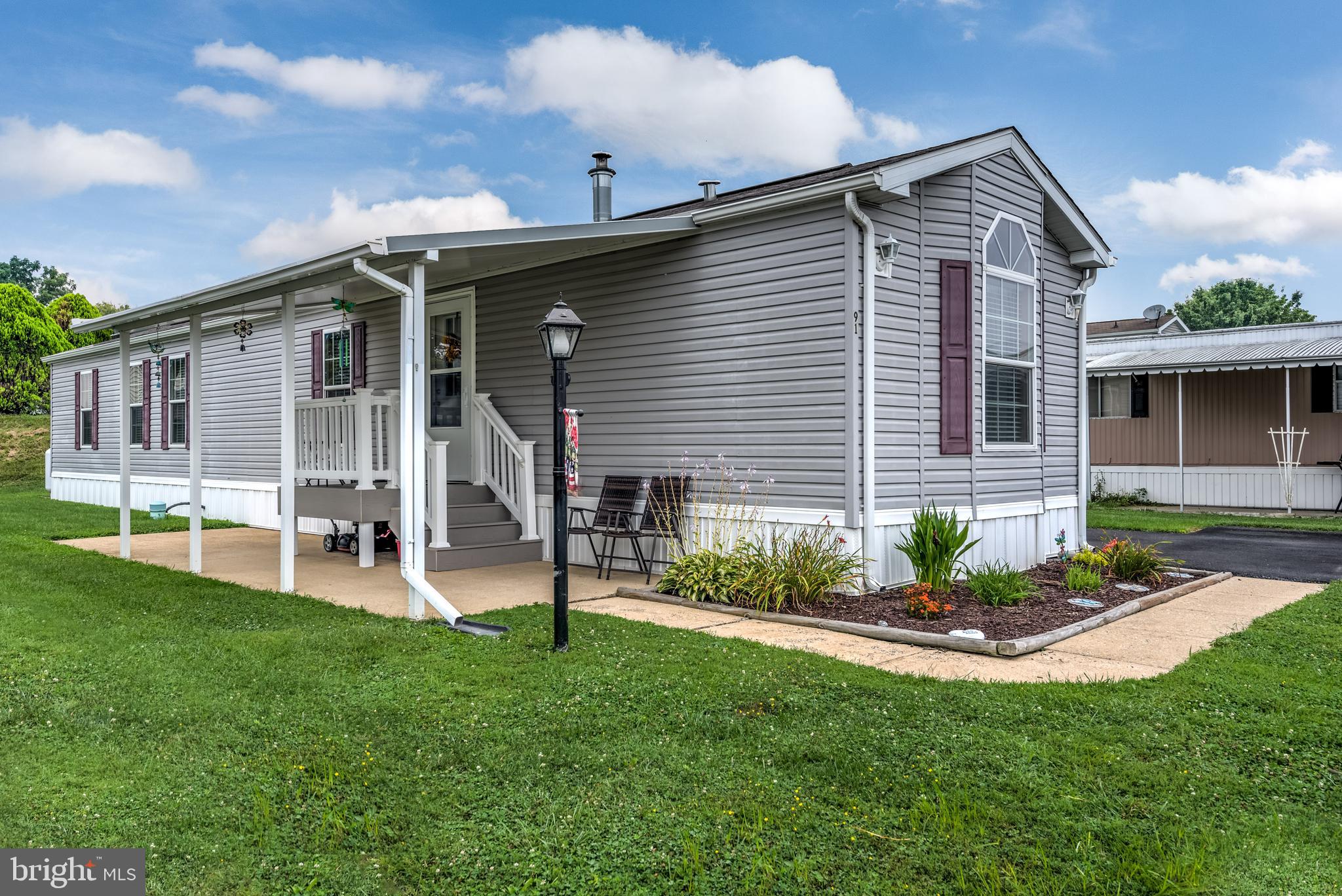 91 Ridgewood Manor Manheim, PA 17545 - Photo 2 of 21