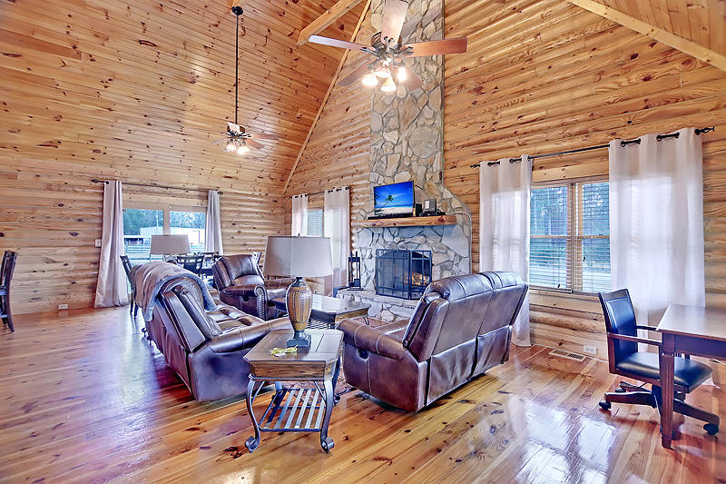 240 Sinclair Road Summerville, SC 29483 - Photo 5 of 41 IMG_6230_IMG_6235-copy