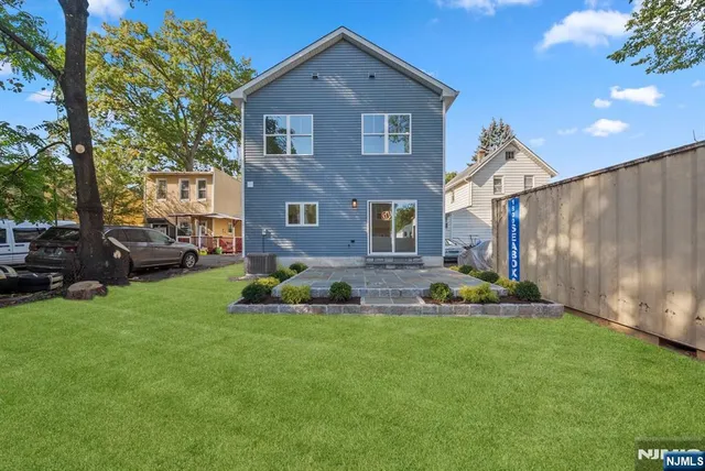 $625,000 | 410 Morris Place, Roselle, NJ 07203