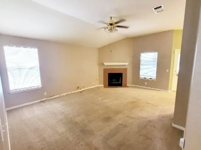 $1,895 | 307 Lakemont Drive, Hutto, TX 78634