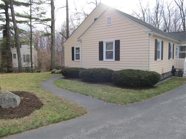 37 Homestead Road Holden, MA 01520 - Photo 18 of 18 Gallery Image 18