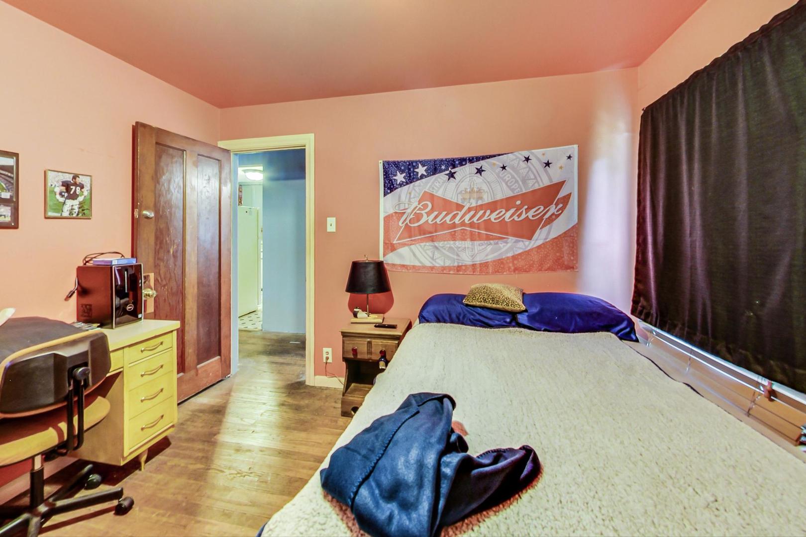 15545 Ridgeway Avenue Markham, IL 60428 - Photo 14 of 28 a living room with furniture and a window