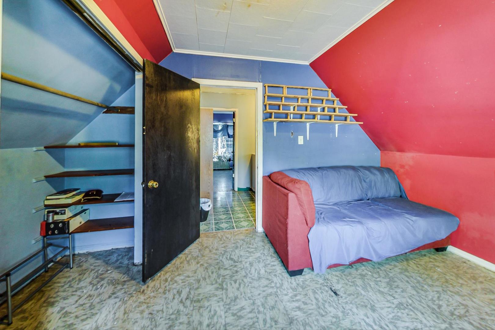 15545 Ridgeway Avenue Markham, IL 60428 - Photo 20 of 28 a view of entryway bedroom and hall