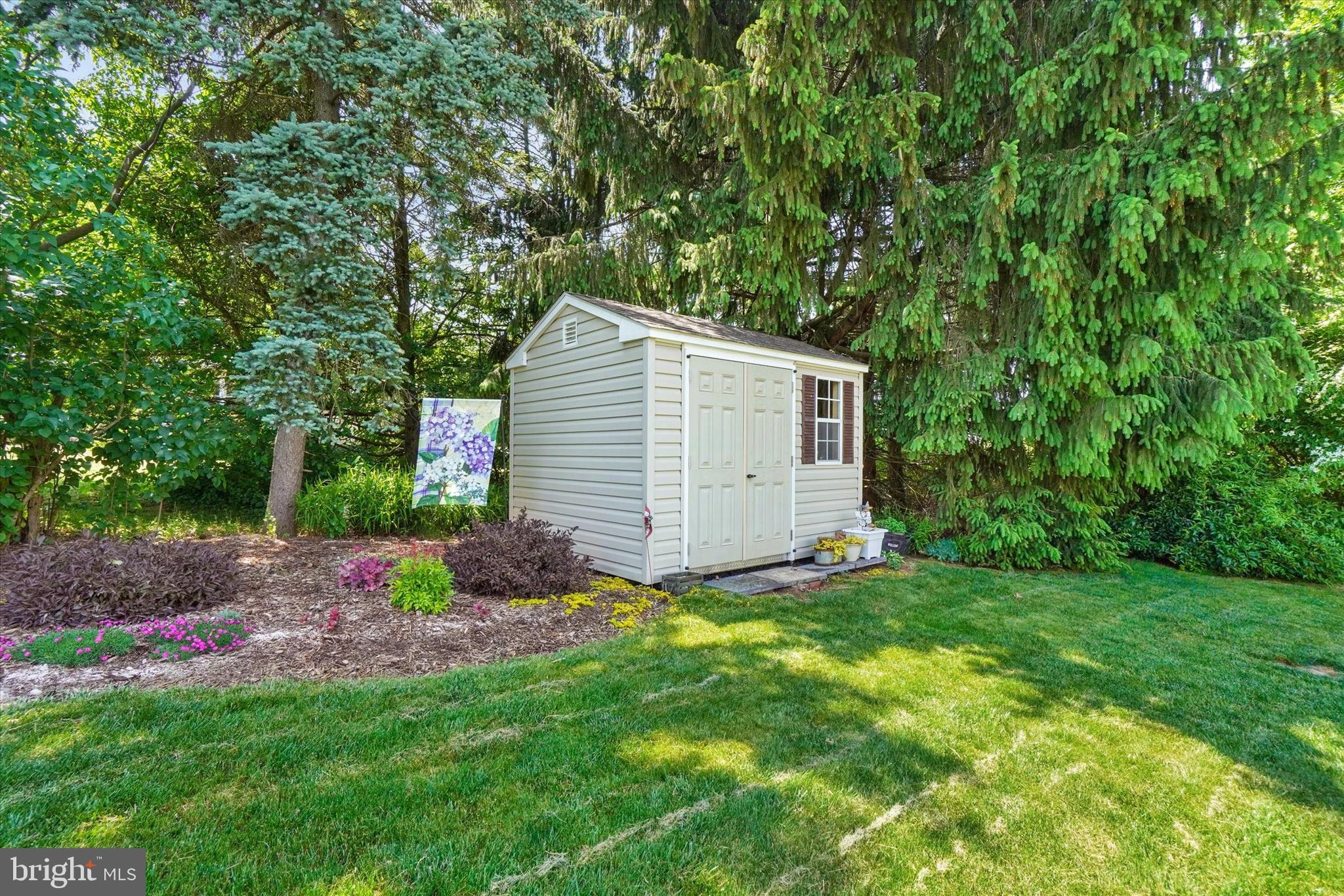 3550 Holly Road Dover, PA 17315 - Photo 33 of 36 Shed