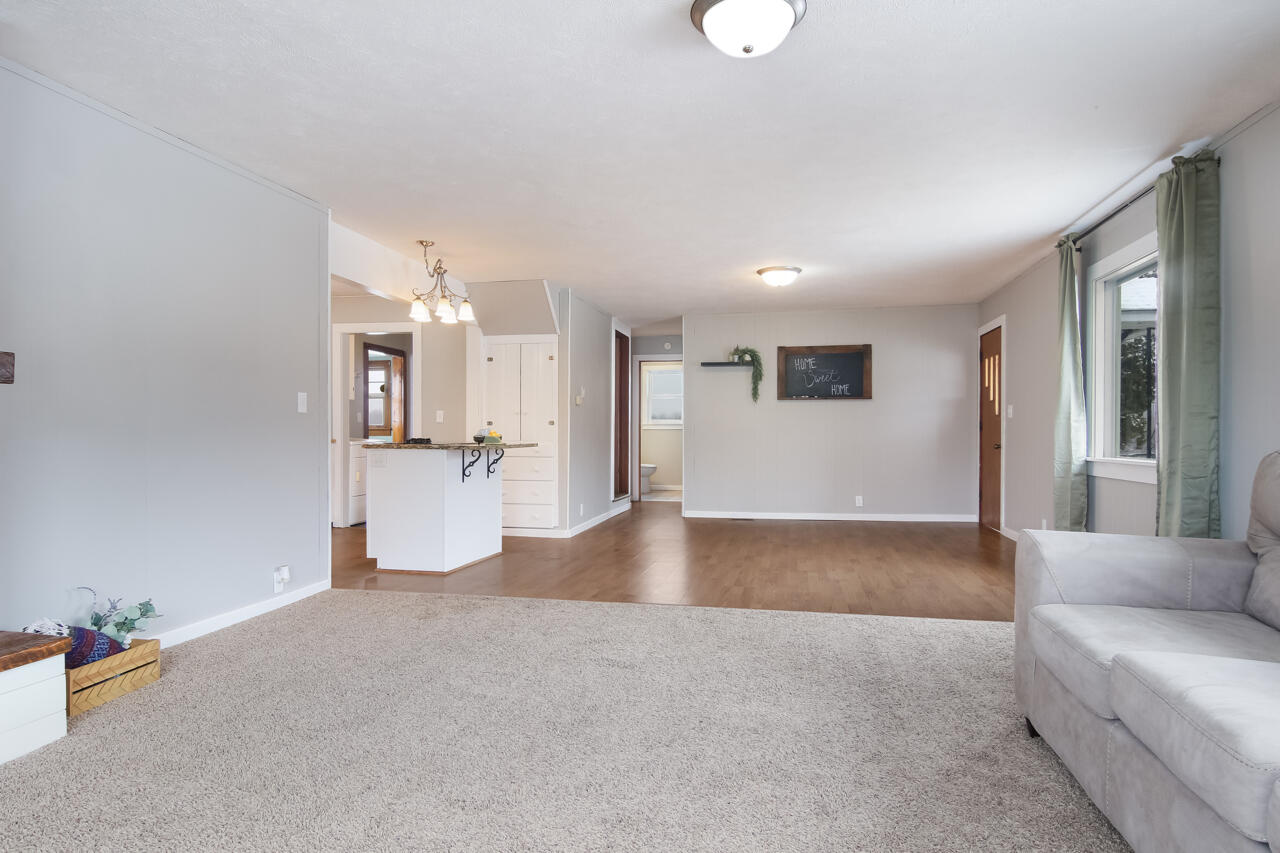 940 South Eldridge Road Benzonia, MI 49616 - Photo 13 of 55 13-Scene-13