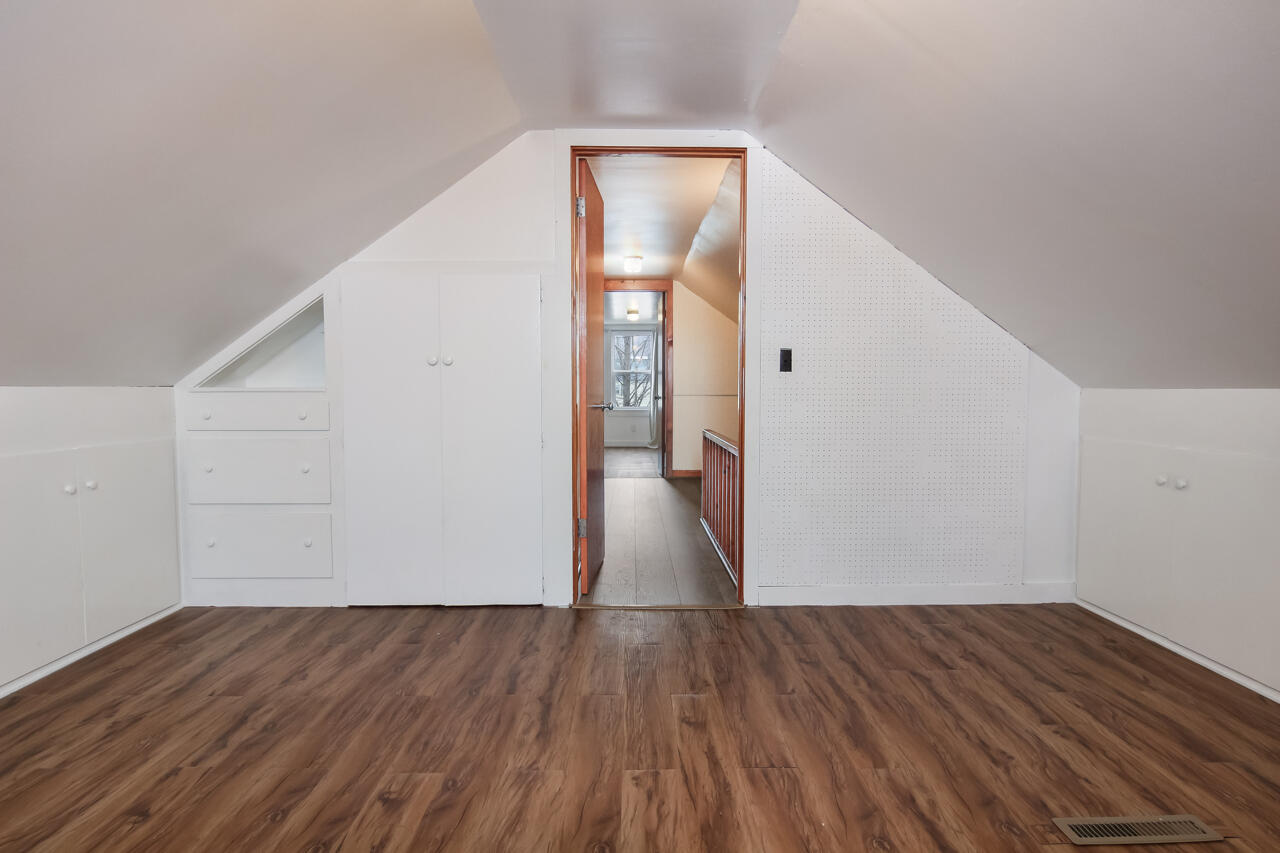 940 South Eldridge Road Benzonia, MI 49616 - Photo 43 of 55 43-Scene-43