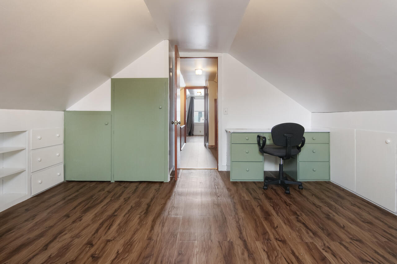 940 South Eldridge Road Benzonia, MI 49616 - Photo 45 of 55 45-Scene-45