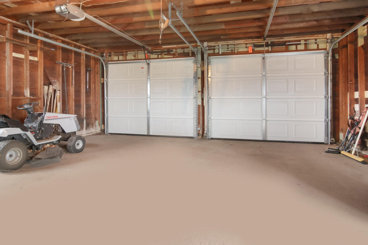 940 South Eldridge Road Benzonia, MI 49616 - Photo 50 of 55 50-Scene-50