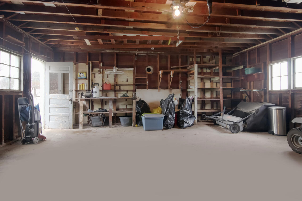 940 South Eldridge Road Benzonia, MI 49616 - Photo 51 of 55 51-Scene-51