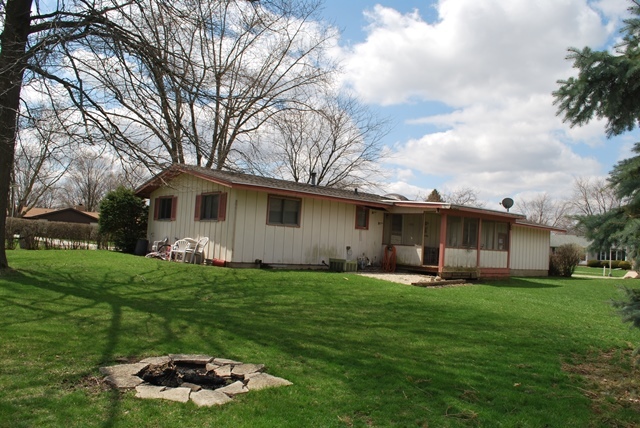 1233 Springdale Drive Rochelle, IL 61068 - Photo 8 of 10