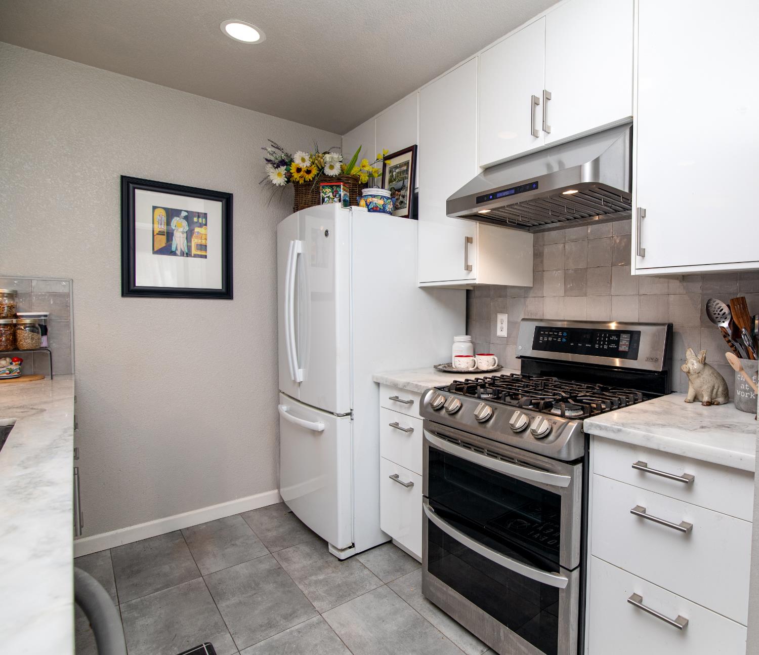 8020 Walerga Road, Unit 1186 Antelope, CA 95843 - Photo 6 of 44 Gallery Image 6