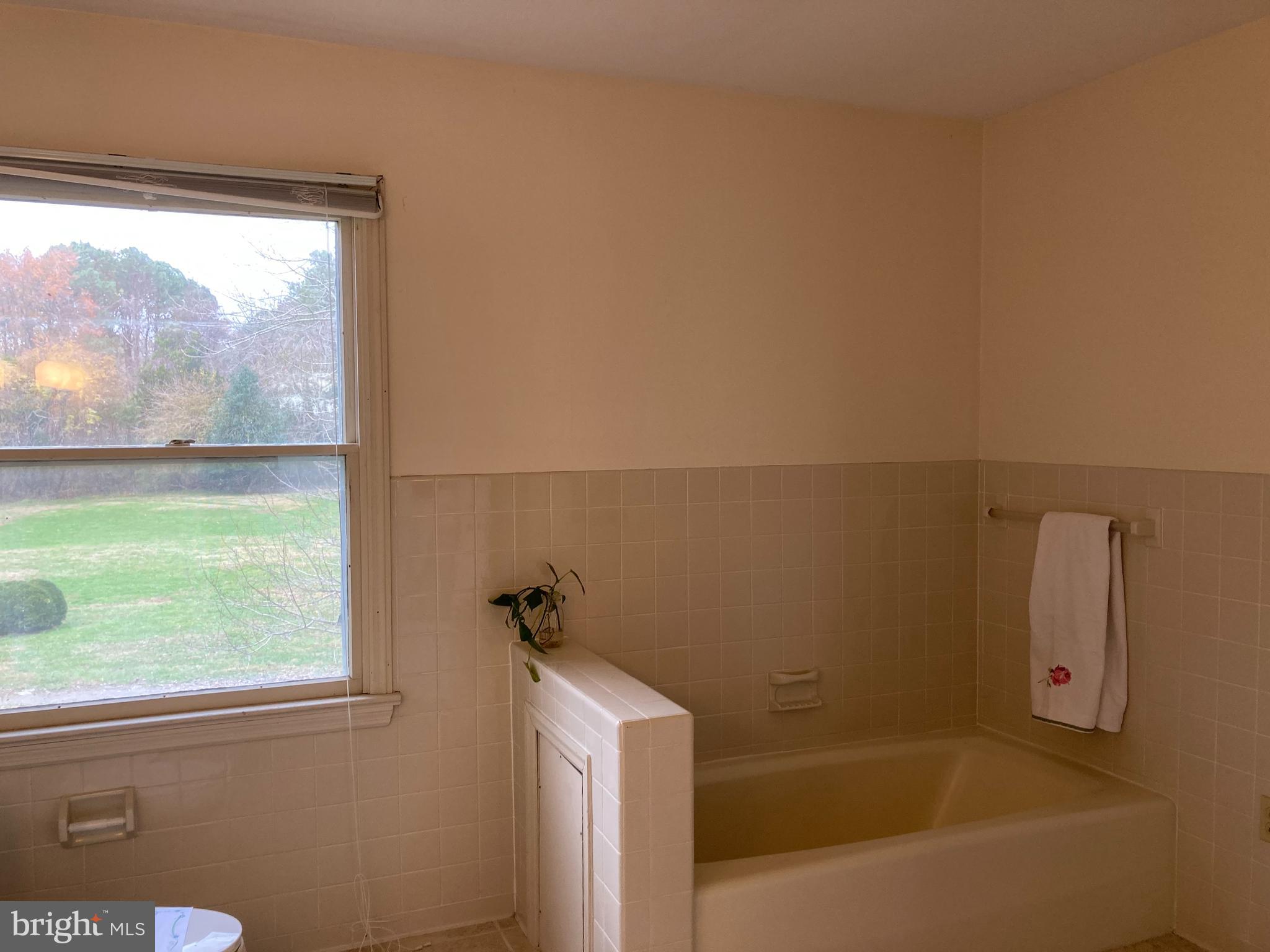 1645 Chancellor Point Road Trappe, MD 21673 - Photo 29 of 49 En suite