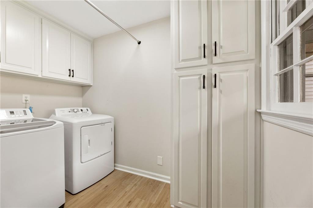 217 Skyland Drive Roswell, GA 30075 - Photo 17 of 30