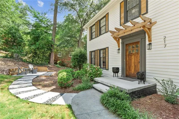 $684,900 | 217 Skyland Drive, Roswell, GA 30075