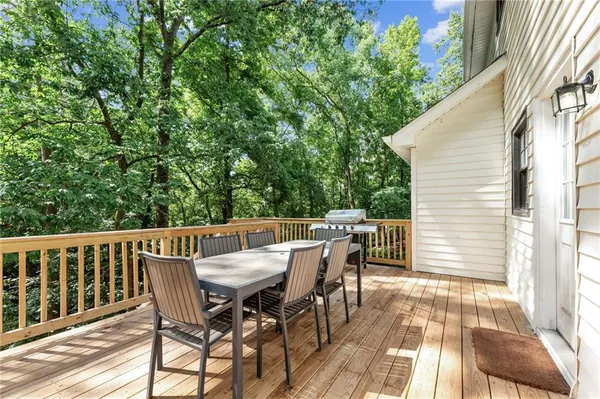 $684,900 | 217 Skyland Drive, Roswell, GA 30075