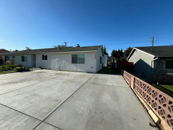 $1,199,999 | 1172 East Rice Ranch Road, Unit 101 102, Santa Maria, CA 93455