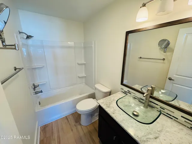 $1,395 | 113 Bayou Street, Unit 115, Lafayette, LA 70503