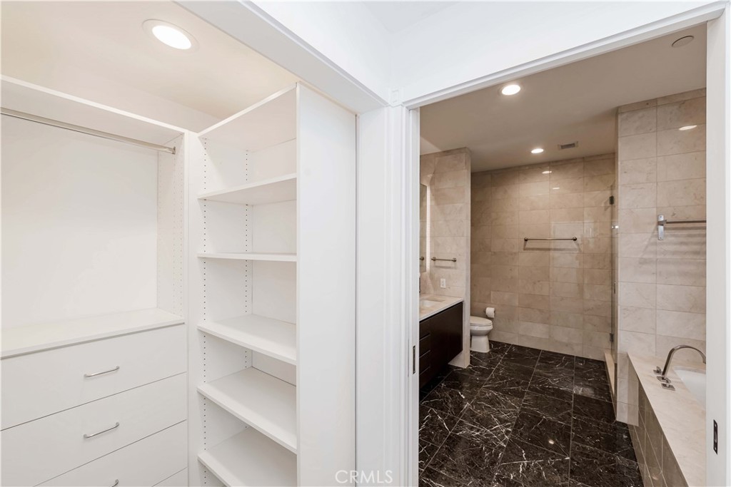 900 West Olympic Boulevard, Unit 31J Los Angeles, CA 90015 - Photo 15 of 25