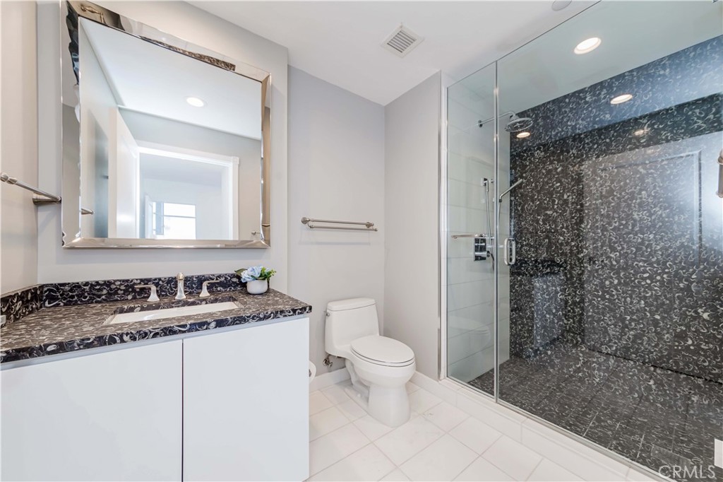 900 West Olympic Boulevard, Unit 31J Los Angeles, CA 90015 - Photo 20 of 25