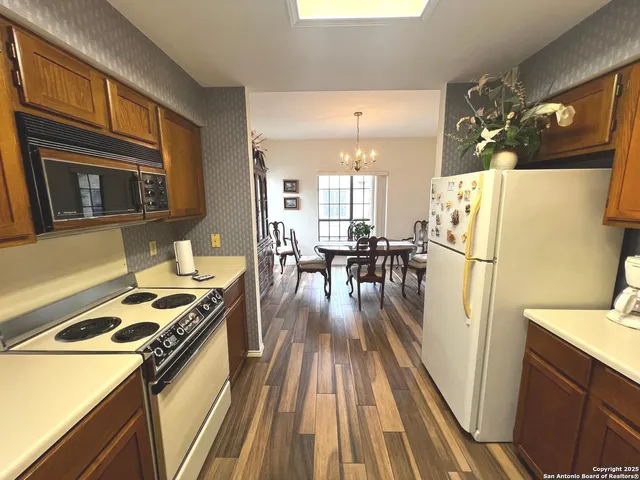 $1,250 | 11839 Parliament, Unit 2122, San Antonio, TX 78216